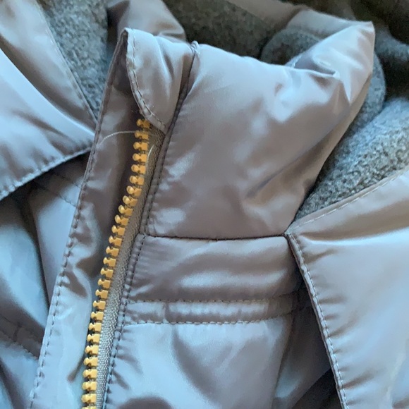 Girls Calvin Klein puffer - Picture 11 of 12